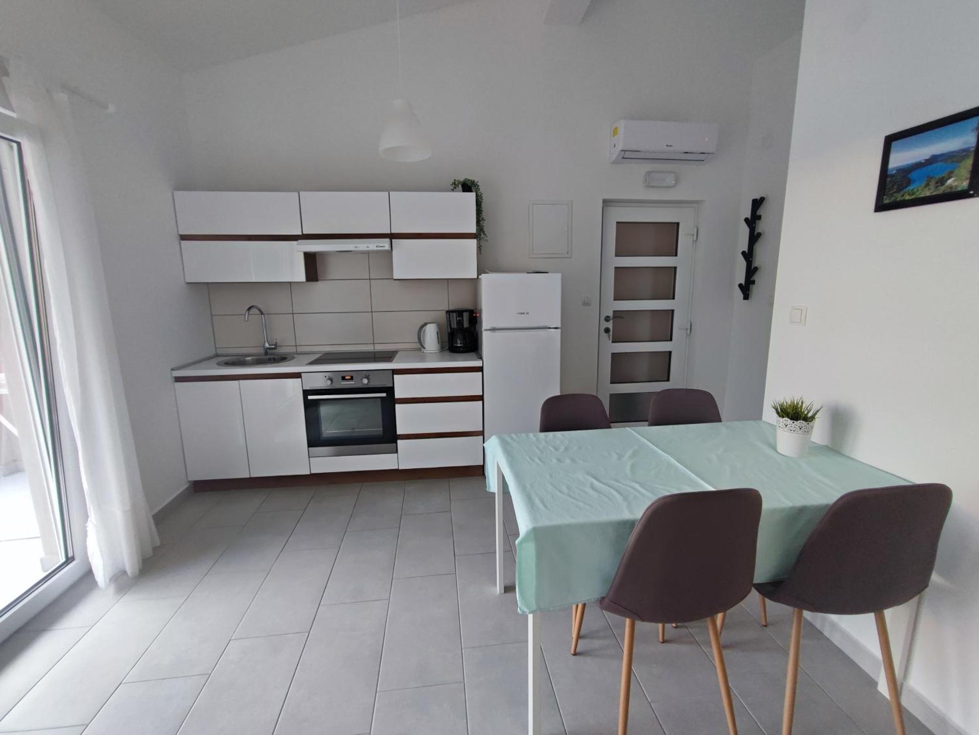 Apartmani Plaza سيلتسي المظهر الخارجي الصورة