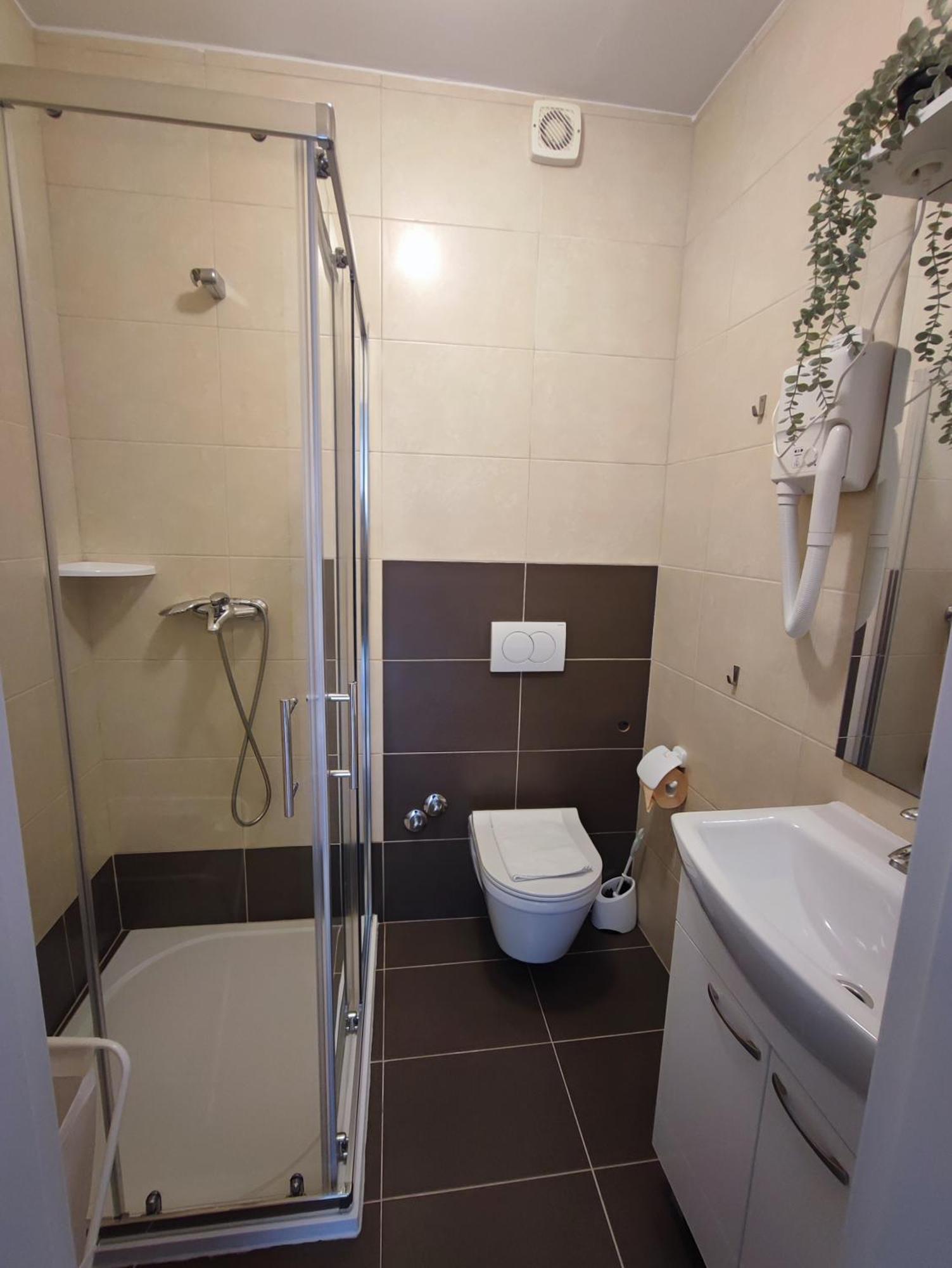 Apartmani Plaza سيلتسي الغرفة الصورة