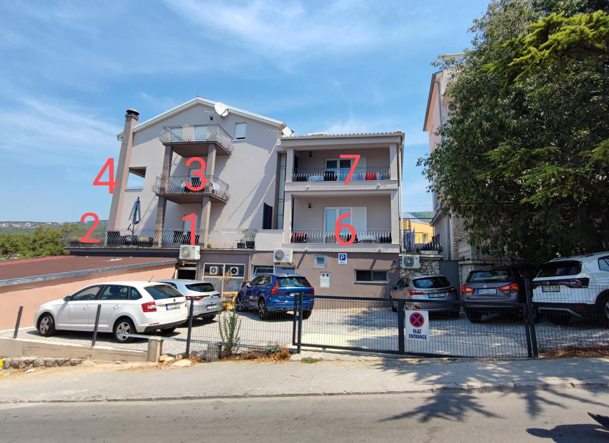 Apartmani Plaza سيلتسي المظهر الخارجي الصورة
